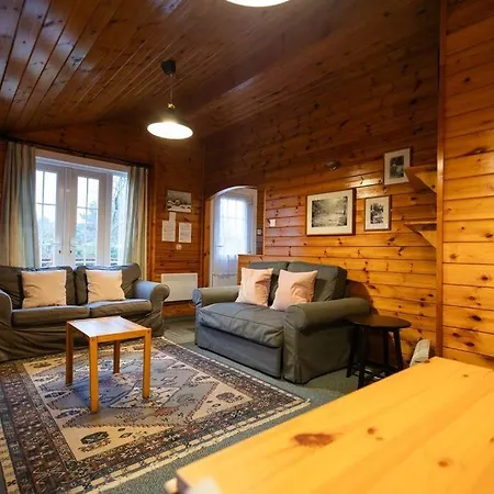 Cozy Norwegian Style Log Cabin In Rural Snowdonia - 2 Bedrooms & Parking By Seren Short Stays Ffestiniog Esterno foto